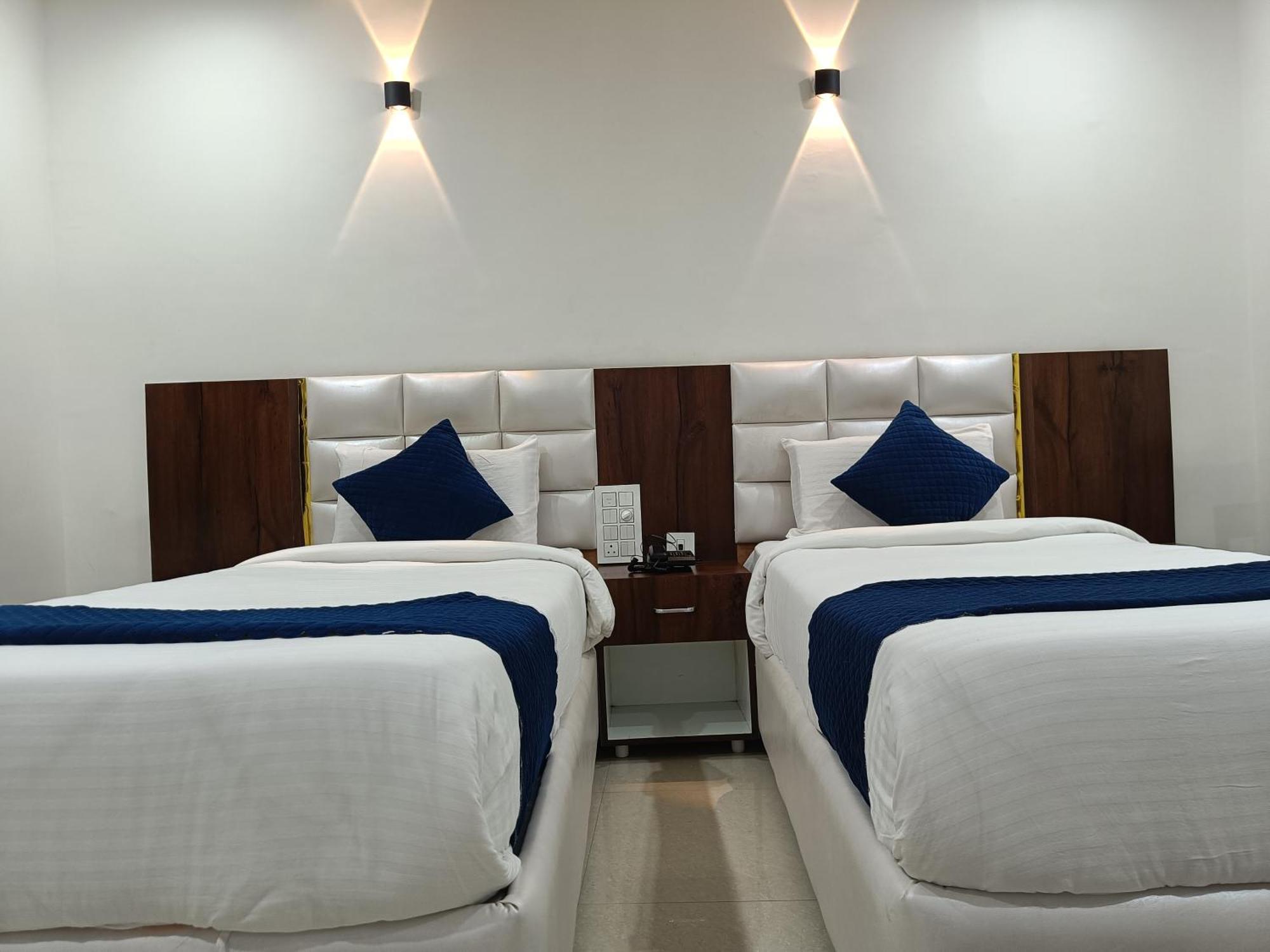 Hotel Skyland Warangal Exterior foto